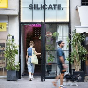 Silicate - By Loginn Tel-Avivian Hotels
